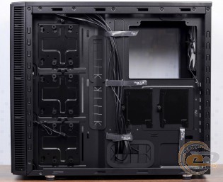 Fractal Design Define S Window