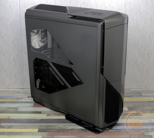 NZXT Phantom 820