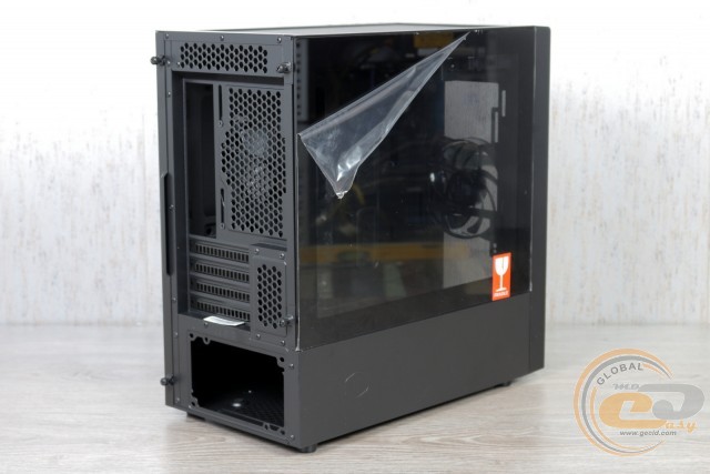 Cooler Master MasterBox NR400