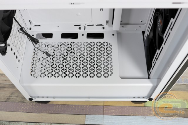 be quiet! Pure Base 500 Window White