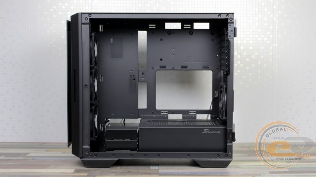 Seasonic SYNCRO Q704