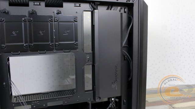 Seasonic SYNCRO Q704