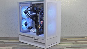Огляд COUGAR OMNY X RGB White: прозорий корпус із максимально ефективним охолодженням