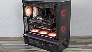 Огляд COUGAR CFV235 Mesh Vision Black: корпус із 9,2" дисплеєм та відмінним охолодженням