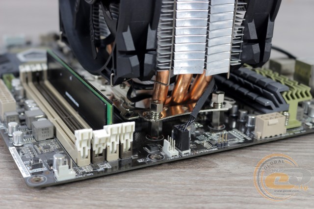 GIGABYTE AORUS ATC700