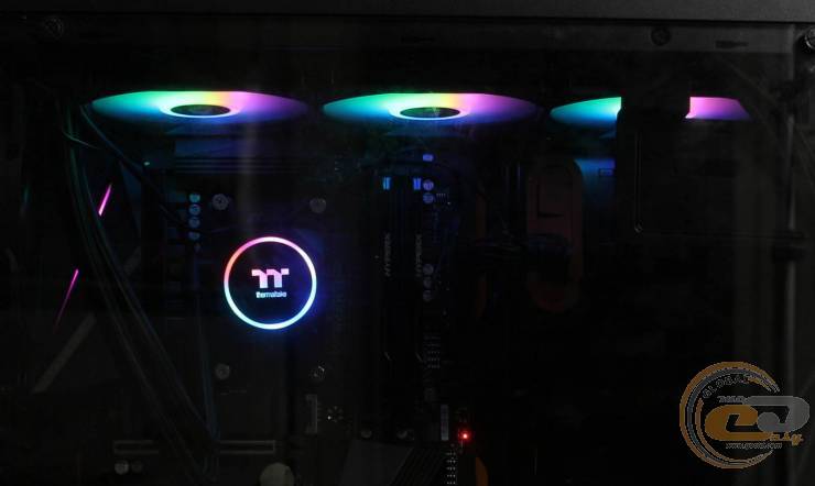 Thermaltake TH360 ARGB Sync
