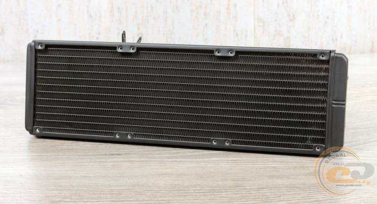 Thermaltake TH360 ARGB Sync