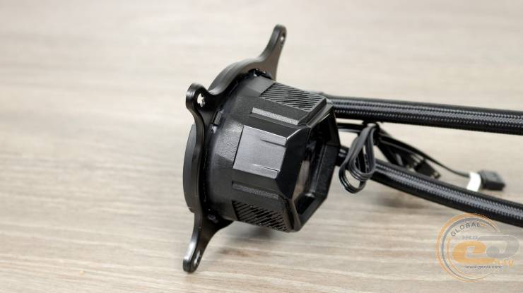 ASUS TUF Gaming LC 240 ARGB