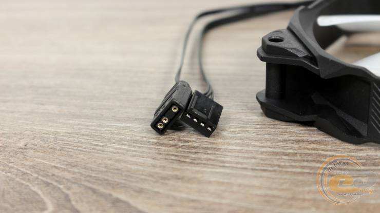 ASUS TUF Gaming LC 240 ARGB