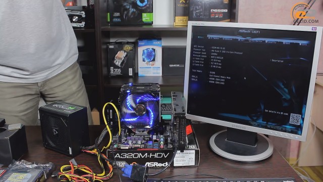 AMD Ryzen 3 2200G