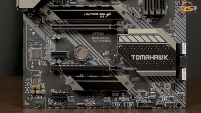AMD Ryzen 7 3700X