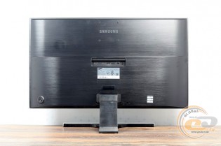 Samsung U28E590D