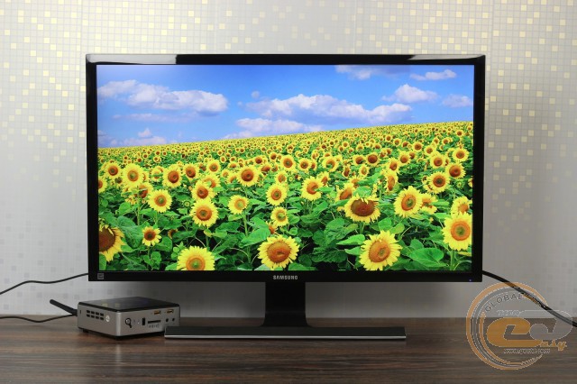 Samsung U28E590D