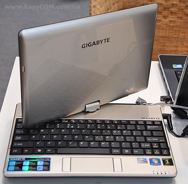GIGABYTE T1000P