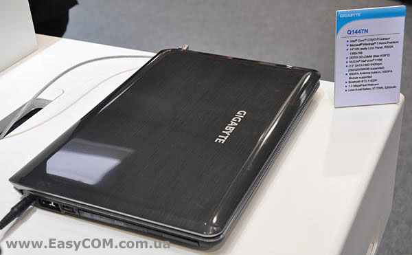 GIGABYTE Q1447N