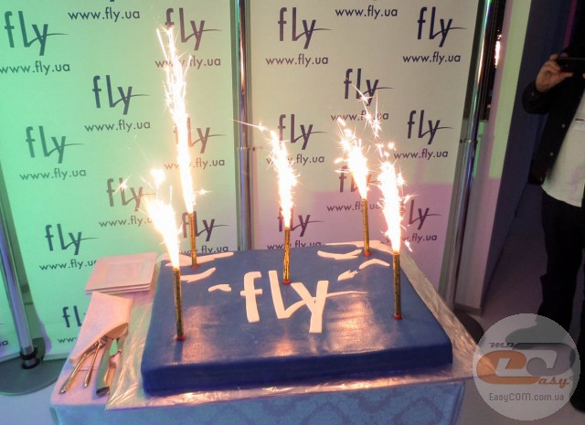 Fly Tornado Slim