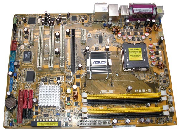 зовнішній вигляд материнської плати ASUS P5B-Е
