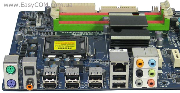 GIGABYTE GA-EP45T-UD3LR