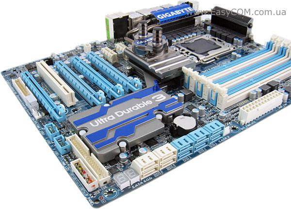 GIGABYTE GA-X58A-UD7