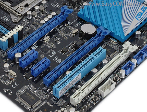 ASUS P9X79 LE
