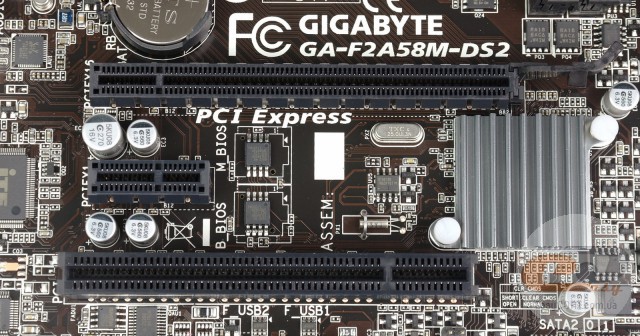 GIGABYTE GA-F2A58M-DS2