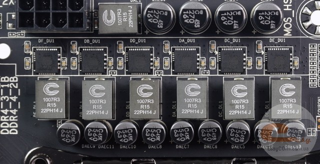 GIGABYTE GA-X99-UD4