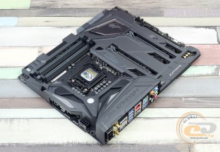 ASUS ROG MAXIMUS VIII EXTREME