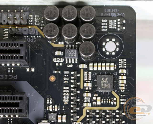 ASUS TUF SABERTOOTH 990FX R3.0
