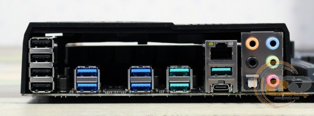 ASUS TUF SABERTOOTH 990FX R3.0