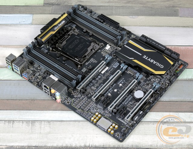 GIGABYTE GA-X99P-SLI