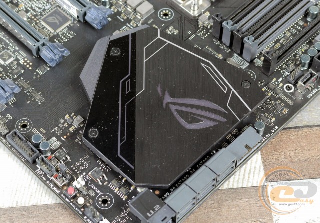 ROG ZENITH EXTREME