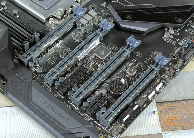 ROG ZENITH EXTREME