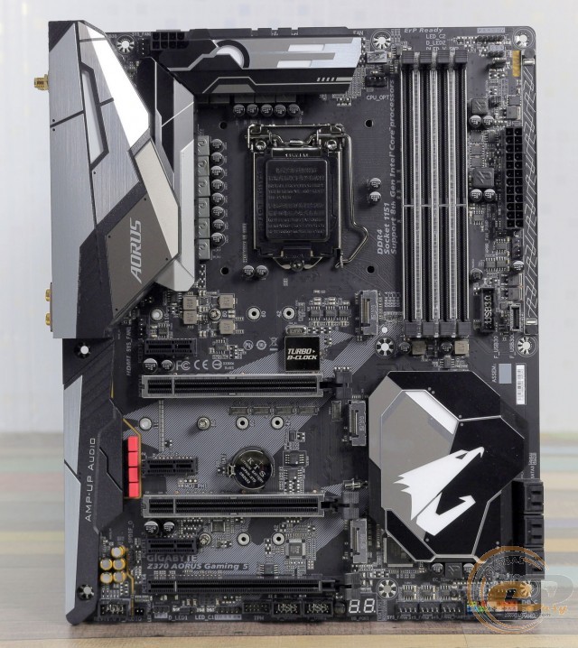 GIGABYTE Z370 AORUS Gaming 5