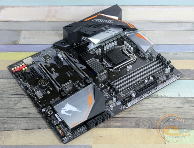 GIGABYTE H370 AORUS Gaming 3 WiFi