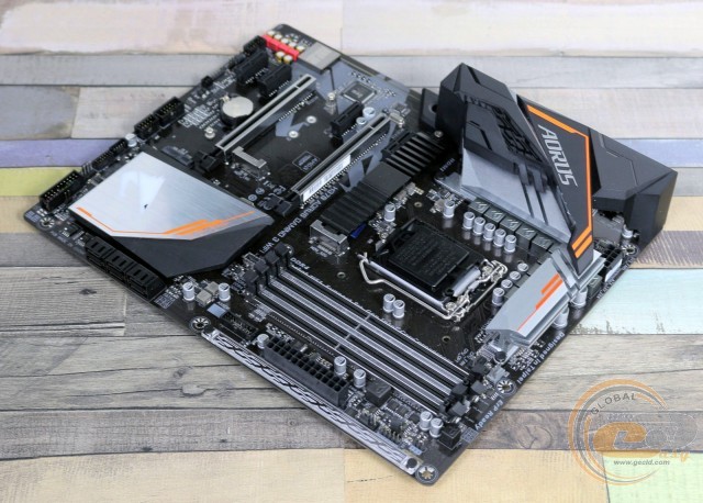 GIGABYTE H370 AORUS Gaming 3 WiFi