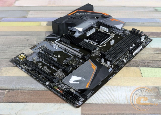 GIGABYTE B360 AORUS Gaming 3 WiFi