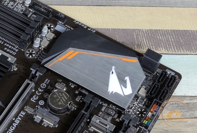 GIGABYTE B360 AORUS Gaming 3 WiFi