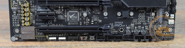 ASUS ROG MAXIMUS XI HERO