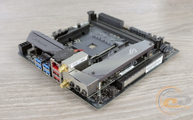 ASUS ROG STRIX B350-I GAMING