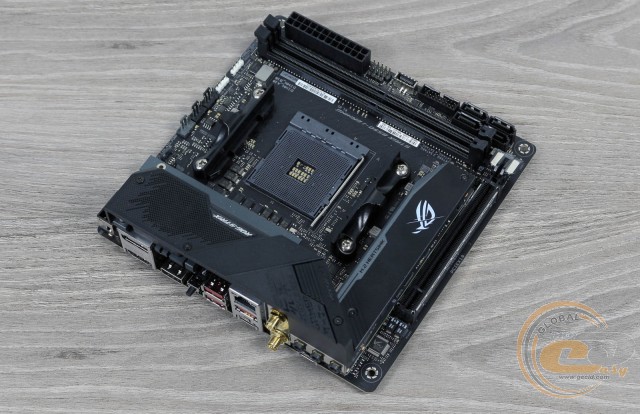 ASUS ROG STRIX B550-I GAMING