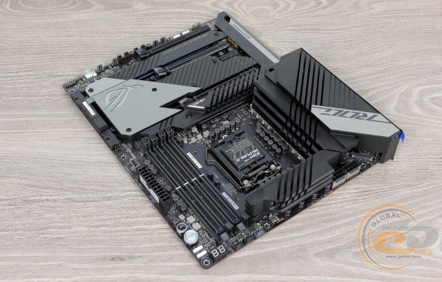 ASUS ROG MAXIMUS XIII HERO