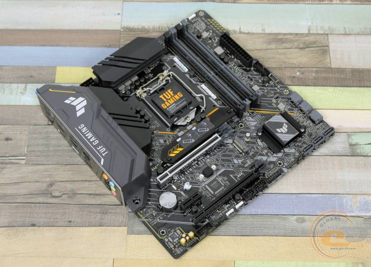 ASUS TUF GAMING B560M-PLUS