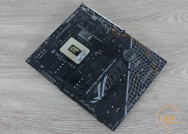 ASUS ROG STRIX Z690-F GAMING WIFI