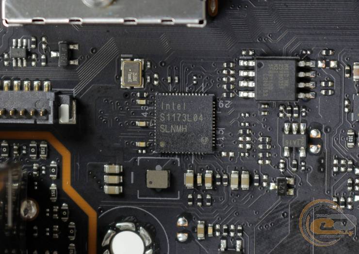 ASUS ROG STRIX Z690-F GAMING WIFI