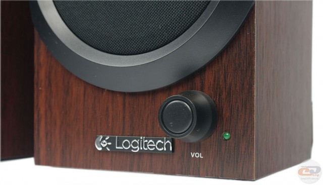 Logitech Multimedia Speakers Z240