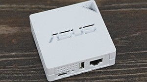 Огляд ASUS RT-AX50 Go: доступний кишеньковий роутер із живленням через USB Type-C