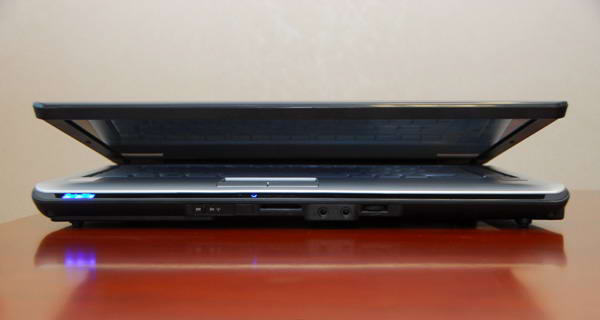 Новинка від компанії Toshiba - Satellite M200 з 14,1 дюймовим дисплеєм на платформі Santa Rosa