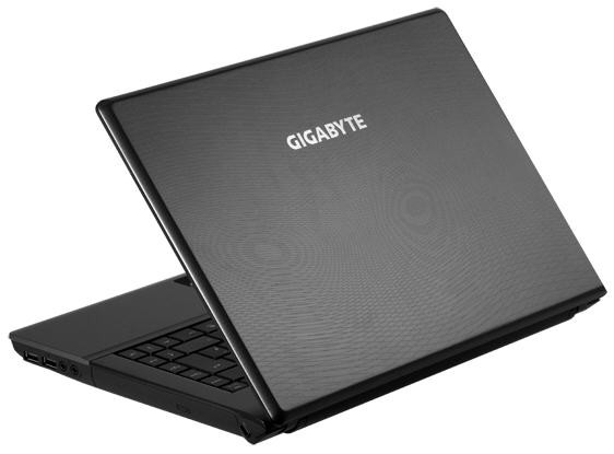 01_gigabyte_p2532n.jpg 