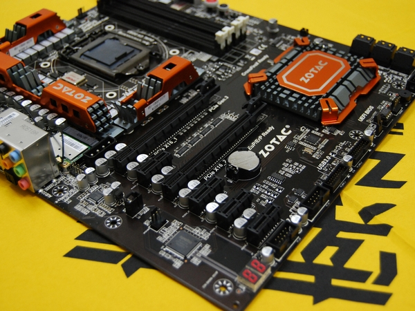 ZOTAC_ZT-Z77-U1D