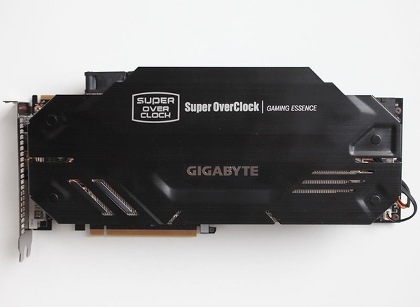 GIGABYTE_Radeon_HD_7970_Super_Overclock